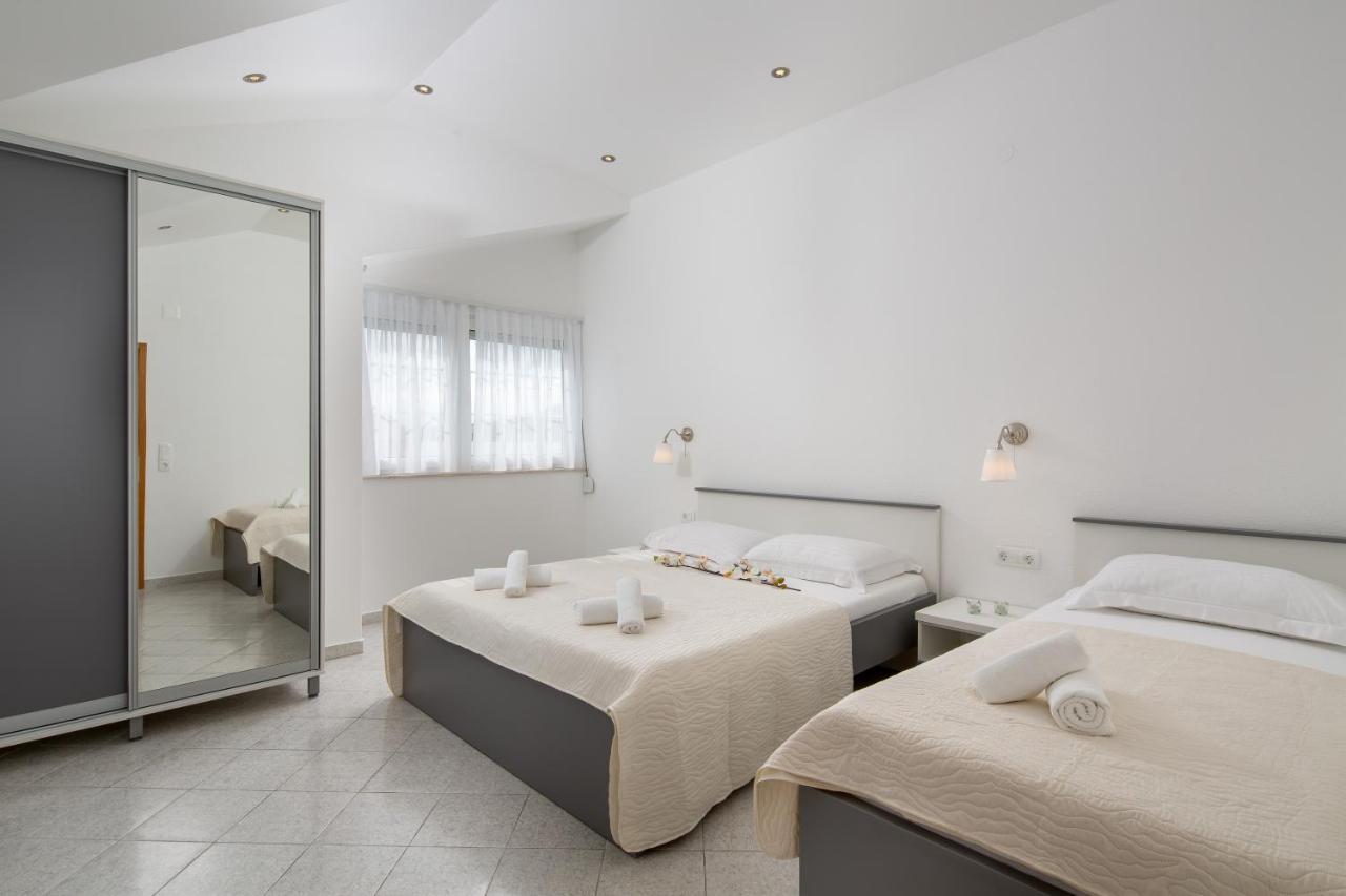 Villa Kristina Трогир Экстерьер фото