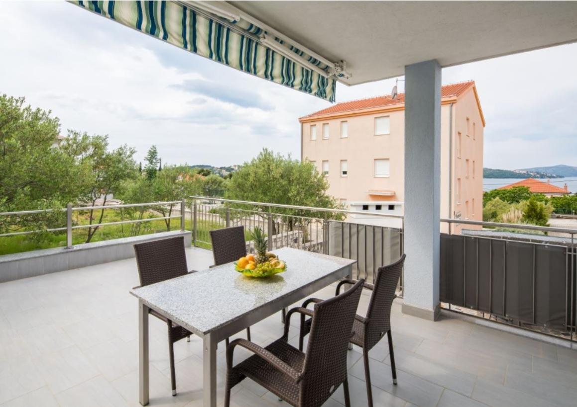 Villa Kristina Трогир Экстерьер фото